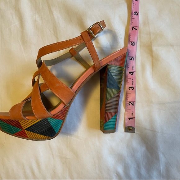 Leather sandals -Manuela Mendonza - Picture 5 of 8